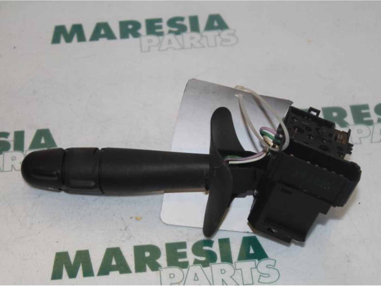 Renault - Clio - Indicator switch