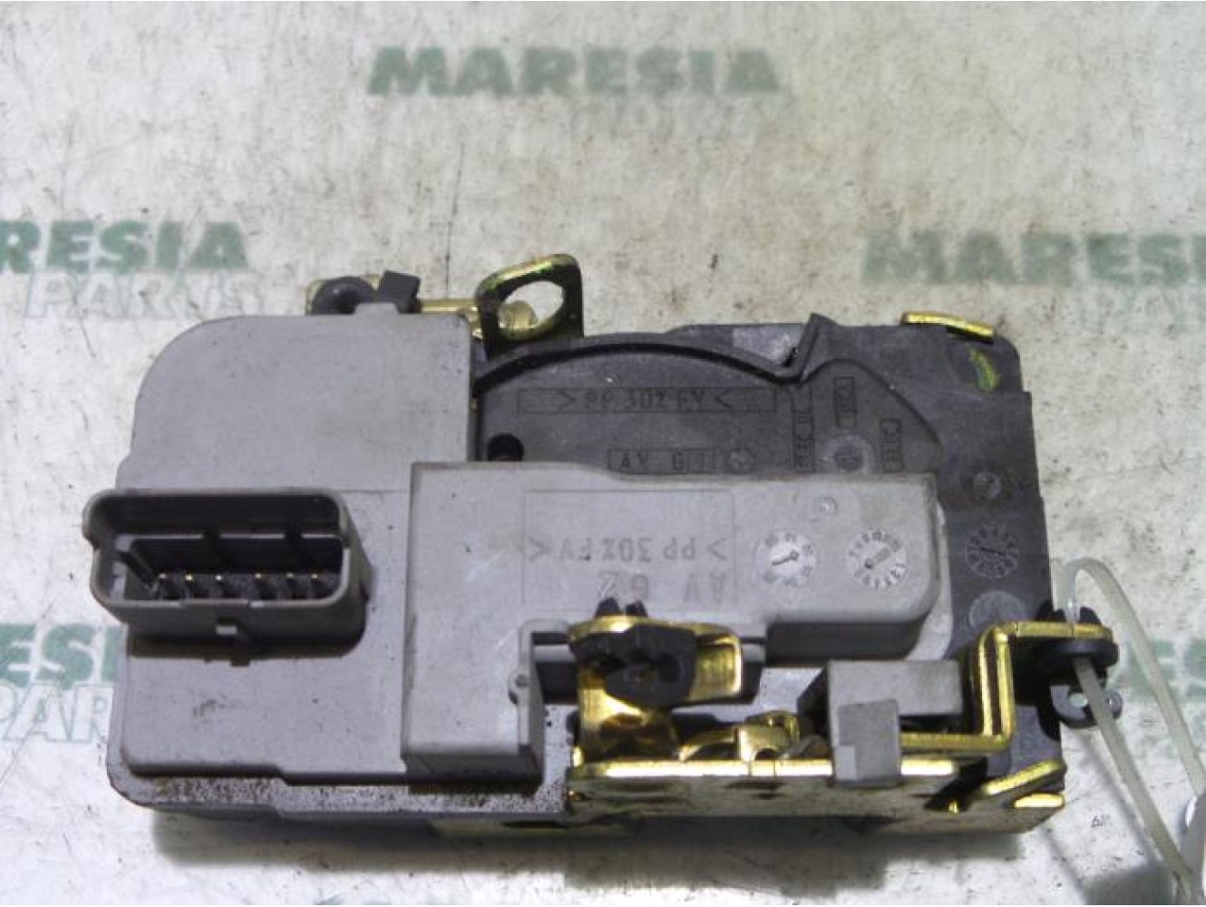 Peugeot - 206 - Door lock mechanism 4-door, front left