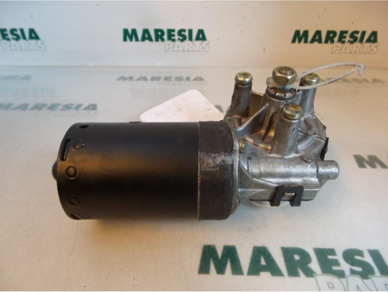 Peugeot - 206 - Front wiper motor