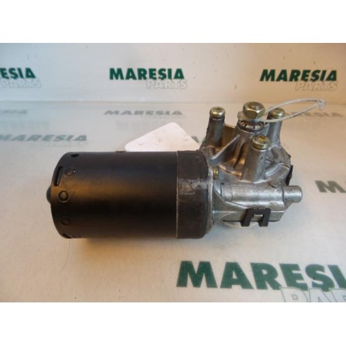 Peugeot - 206 - Front wiper motor