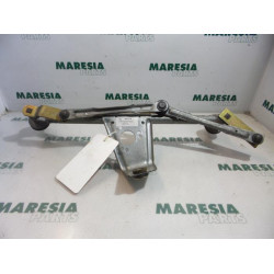 Peugeot - 206 - Wiper mechanism