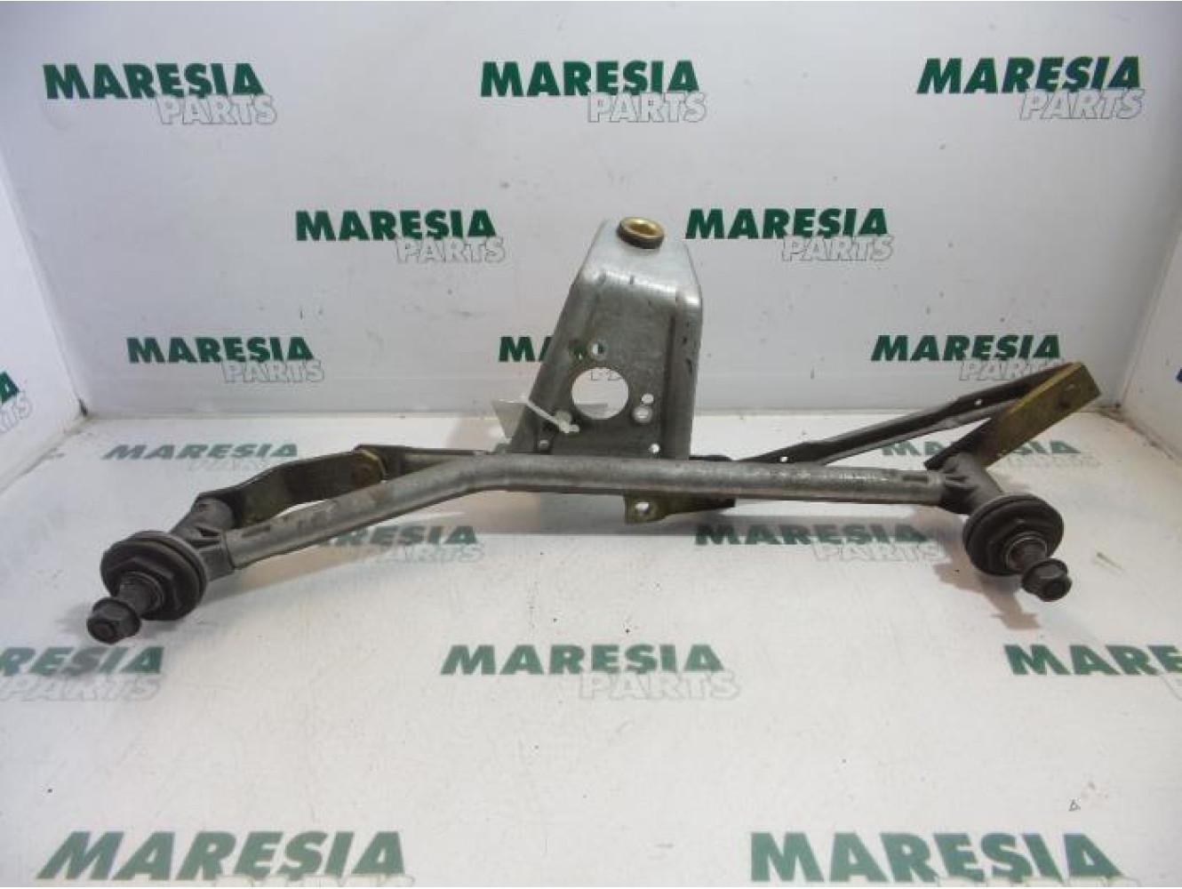 Peugeot - 206 - Wiper mechanism