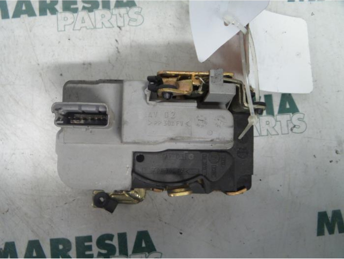 Peugeot - 206 - Front door lock mechanism 4-door, right