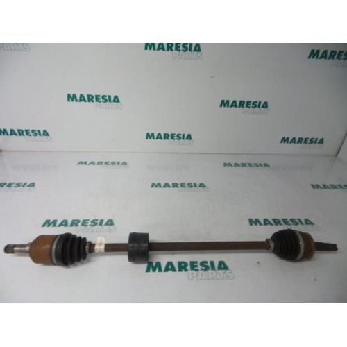 Fiat - Punto - Front drive shaft, right