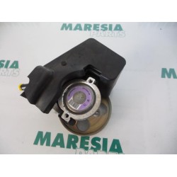 Peugeot - 206 - Power steering pump