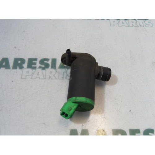 Peugeot - 206 - Scheibensprüherpumpe vorne
