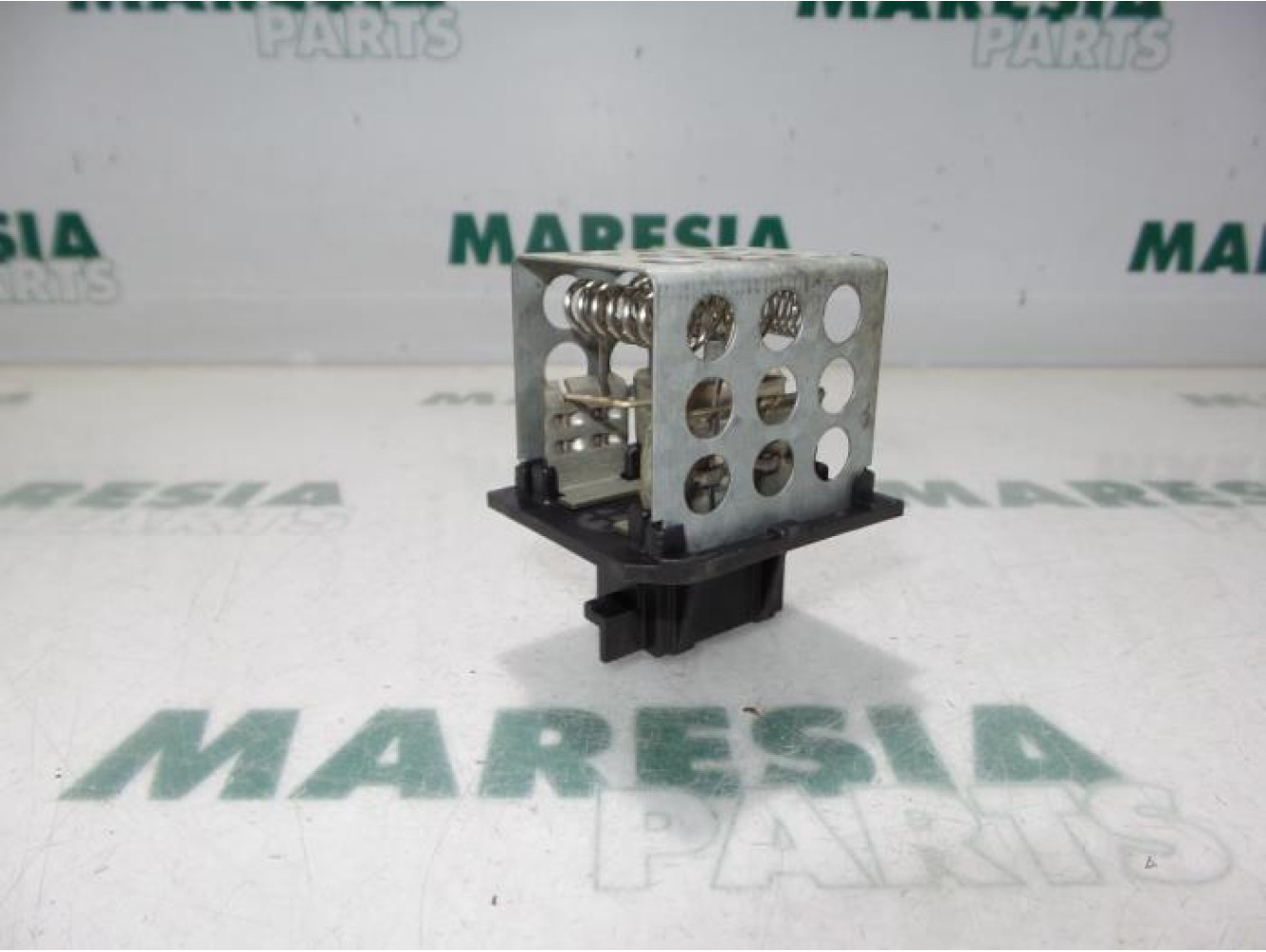 Peugeot - 206 - Heater resistor