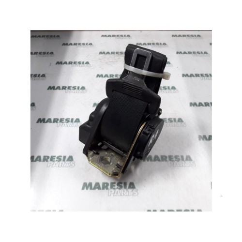 Alfa Romeo - 166 - Rear seatbelt, right