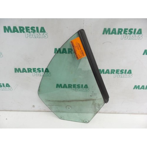 Peugeot - 206 - Window 2-door, rear right