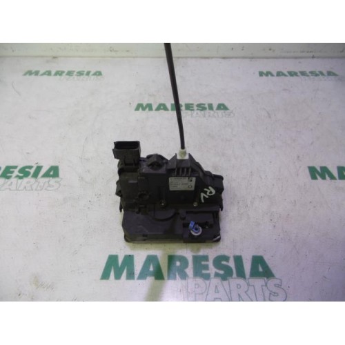Fiat - Punto - Front door lock mechanism 4-door, right
