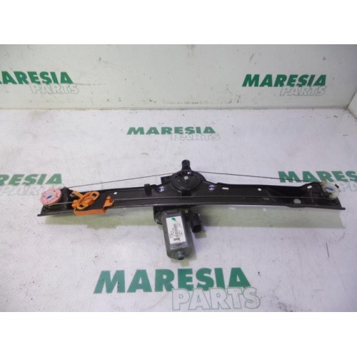 Fiat - Punto - Window mechanism 4-door, front left