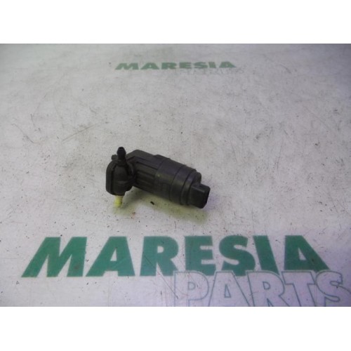 Fiat - Punto - Windscreen washer pump