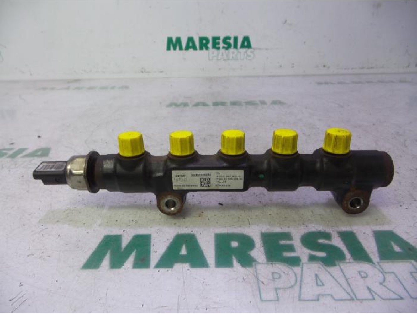 Citroen - C5 - Fuel injector nozzle
