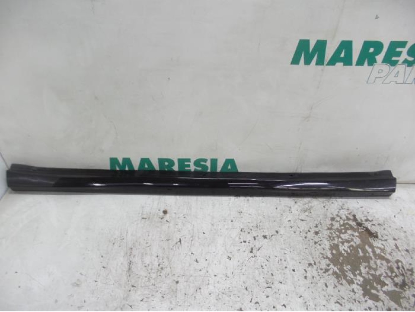 Fiat - Punto - Zijskirt links
