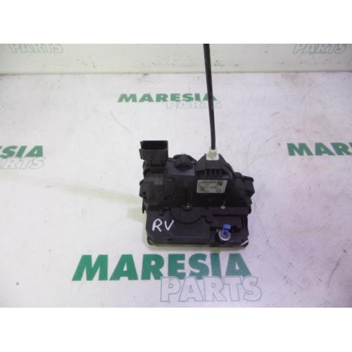 Fiat - Punto - Front door lock mechanism 4-door, right