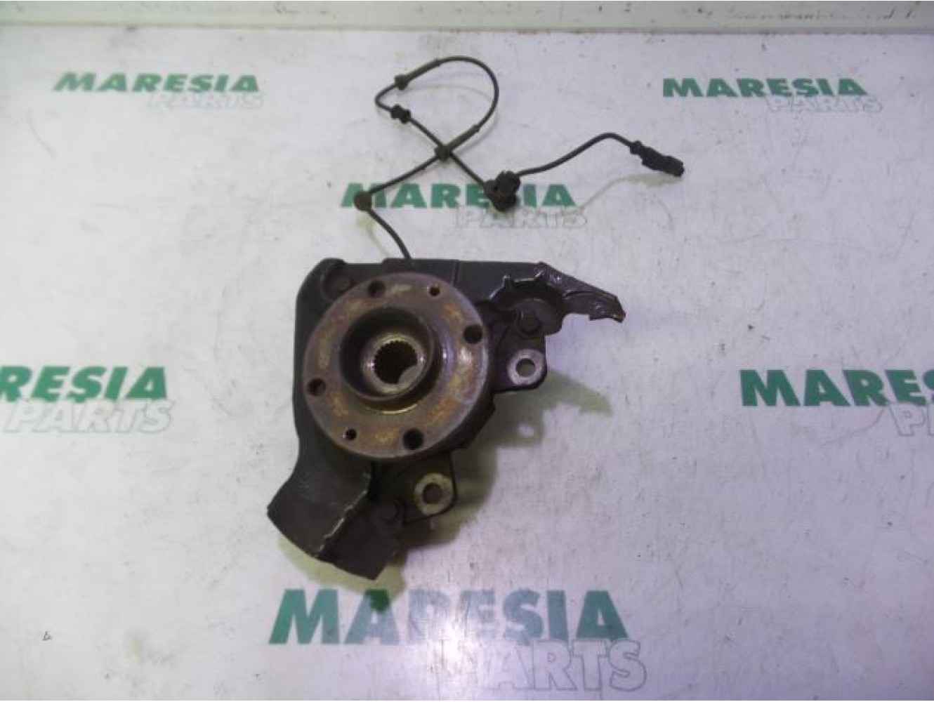 Fiat - Idea - Knuckle, front right