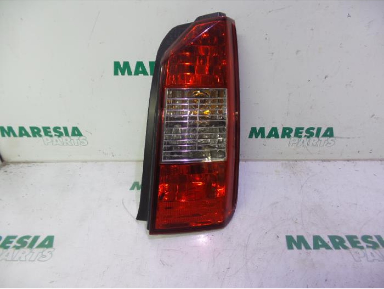 Fiat - Idea - Taillight, right