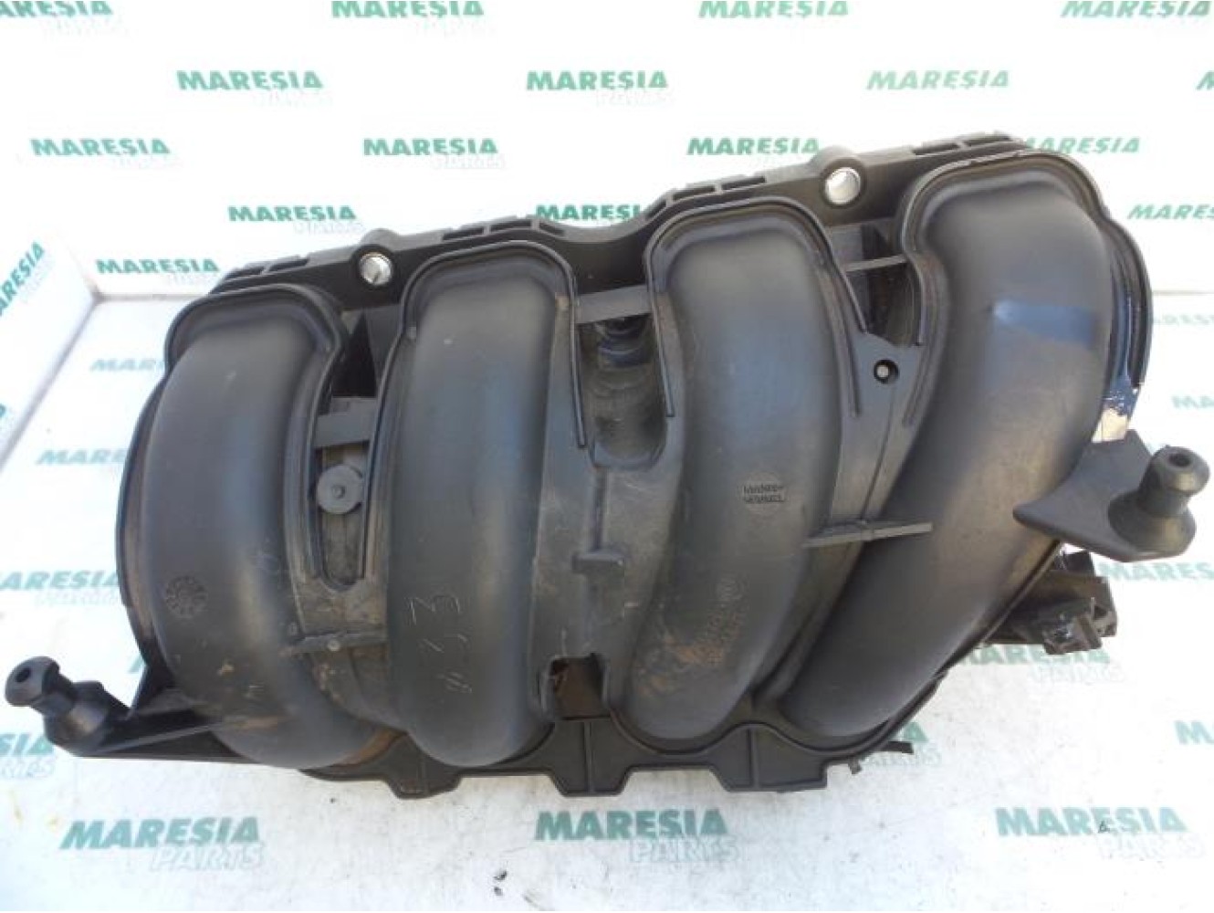 Peugeot - 308 - Intake manifold