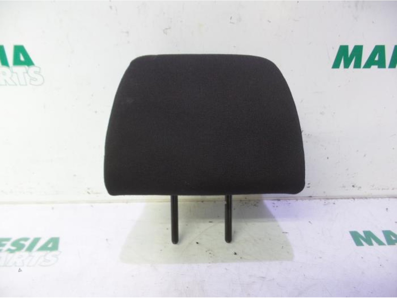 Peugeot - 207 - Headrest