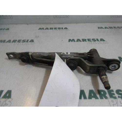 Peugeot - 407 - Wiper mechanism