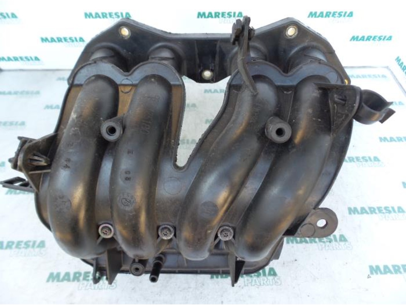 Peugeot - 206 - Intake manifold