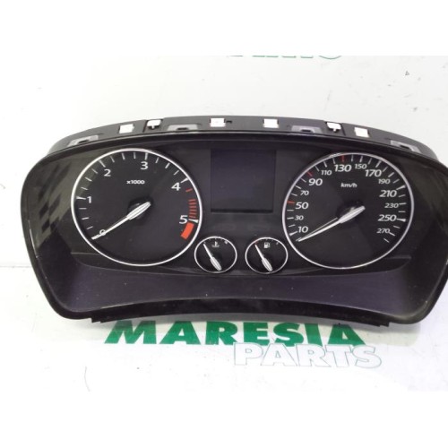 Renault - Laguna - Instrument panel