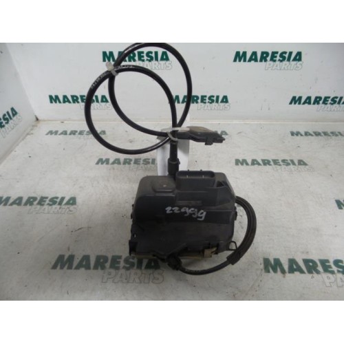 Renault - Megane Scenic - Rear door lock mechanism 4-door, left