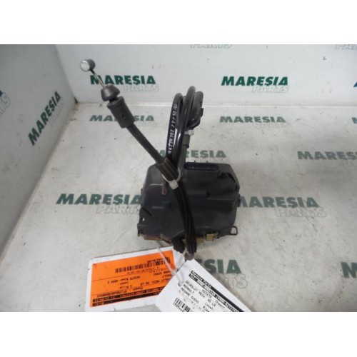 Renault - Megane Scenic - Rear door lock mechanism 4-door, left