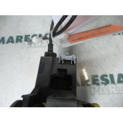Renault - Megane Scenic - Rear door lock mechanism 4-door, left