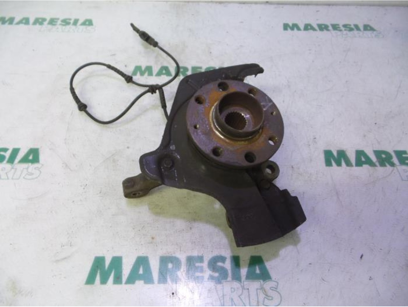 Fiat - Punto - Knuckle, front right