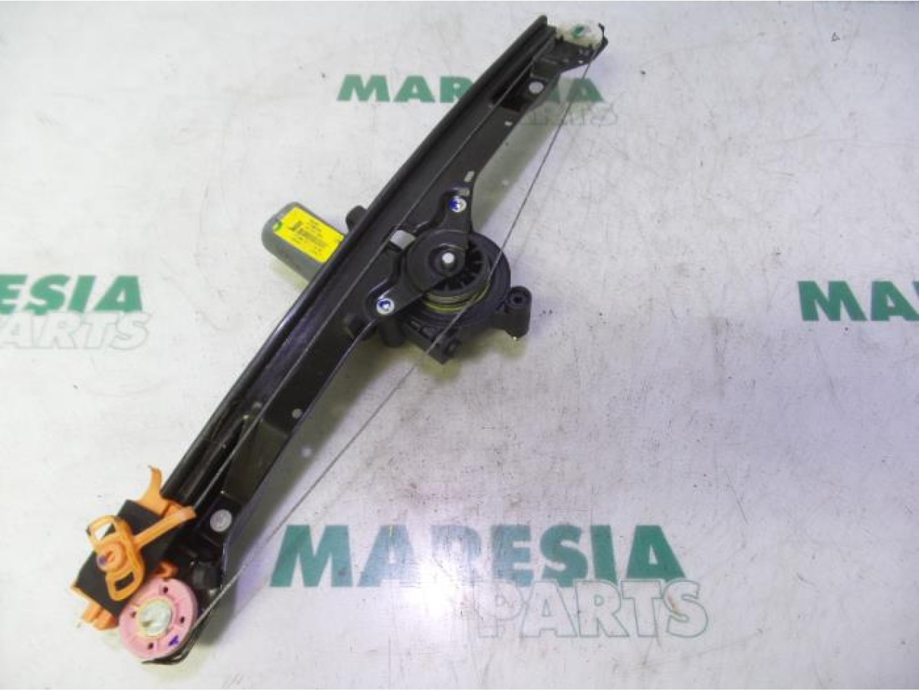 Fiat - Punto - Window mechanism 4-door, front right
