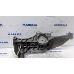 Renault - Megane - Support (miscellaneous)