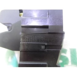 Citroen - C5 - Tailgate lock mechanism