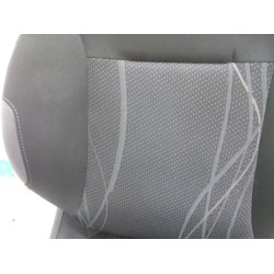Peugeot - 208 - Sitz rechts