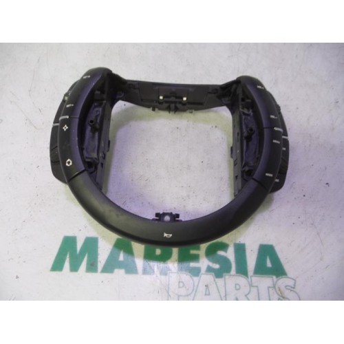 Citroen - C4 Picasso - Cruise control switch