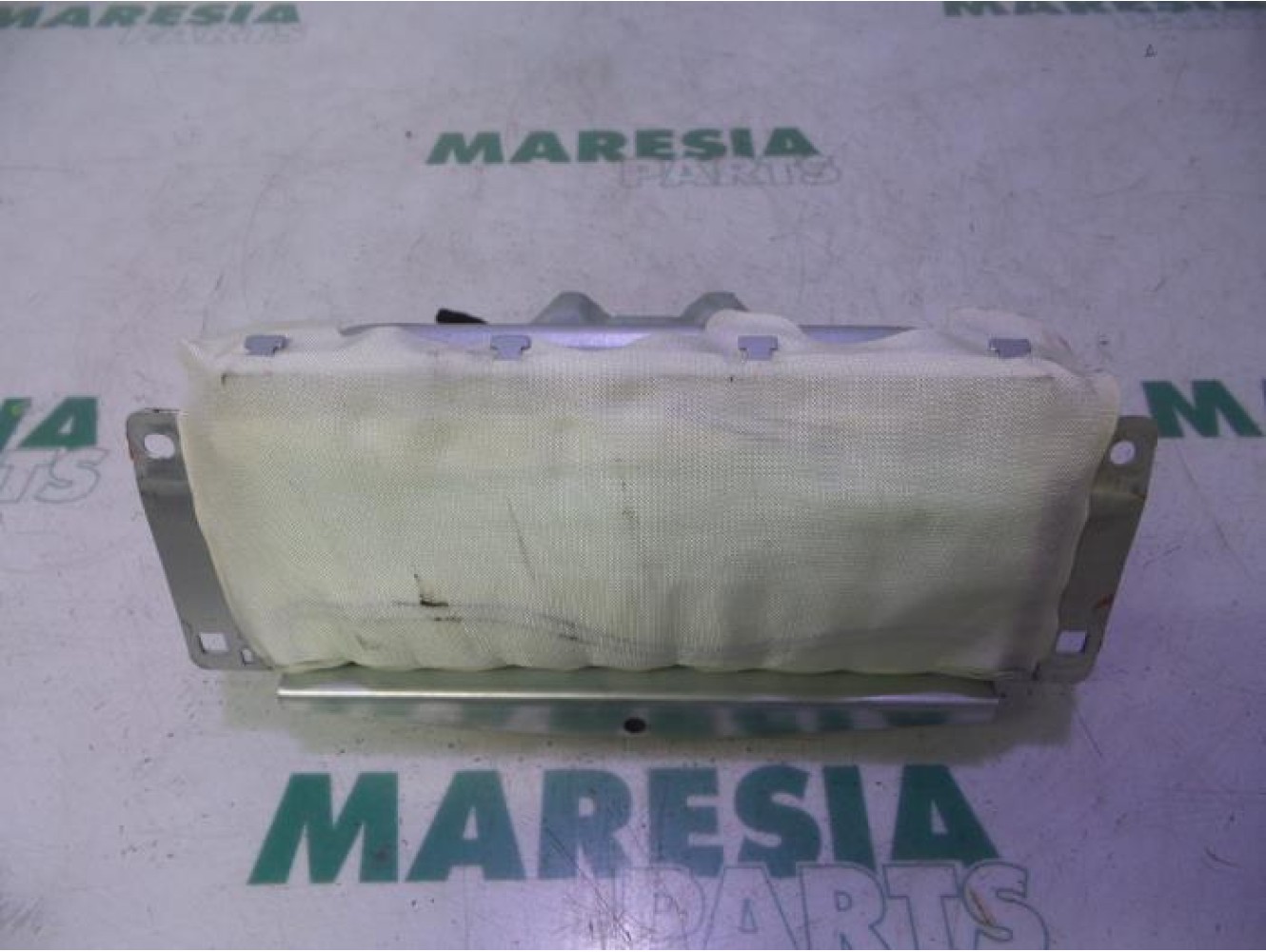 Citroen - C4 Picasso - Right airbag (dashboard)