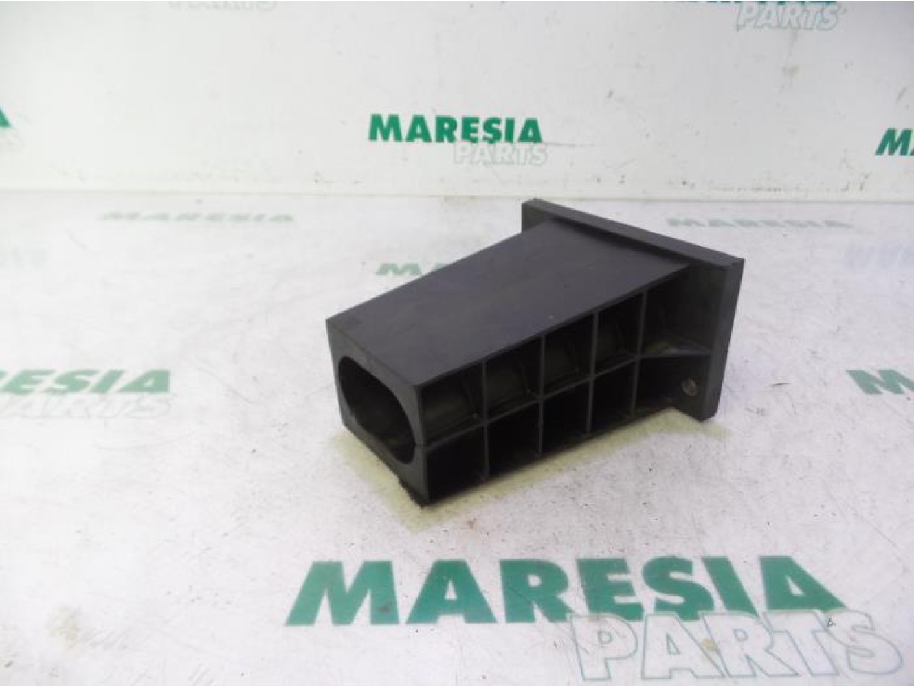 Citroen - C4 Picasso - Front bumper frame
