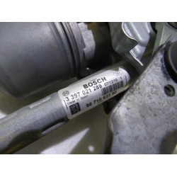 Peugeot - 5008 - Front wiper motor