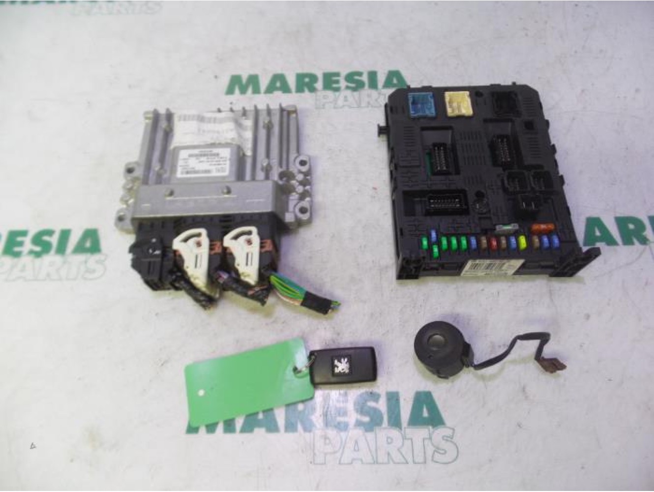 Peugeot - 5008 - Engine management computer