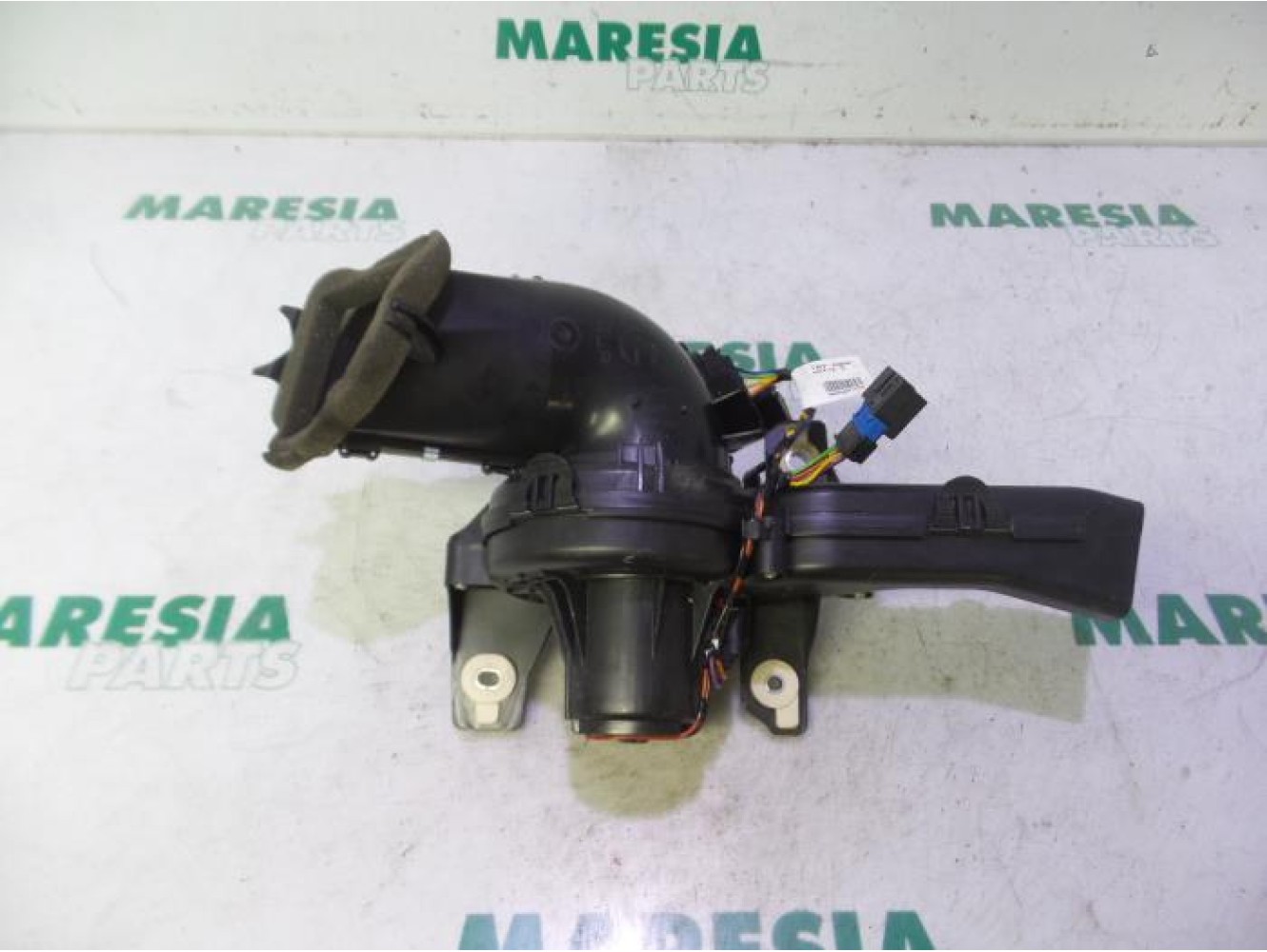 Peugeot - 5008 - Heating and ventilation fan motor