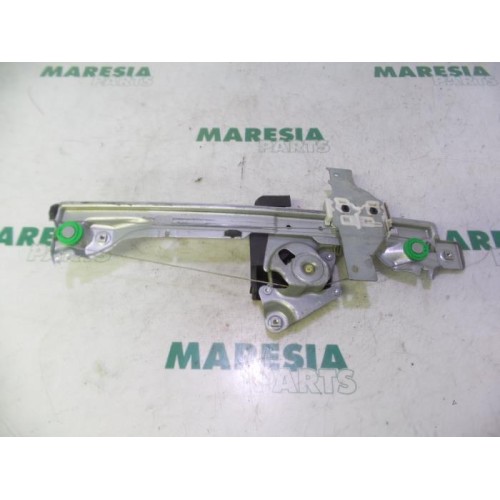 Peugeot - 5008 - Rear door window mechanism 4-door, left
