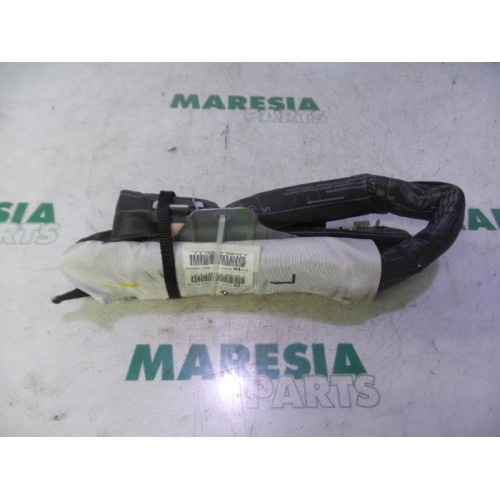 Peugeot - 5008 - Airbag hemel links