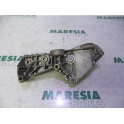 Renault - Clio - Support (miscellaneous)