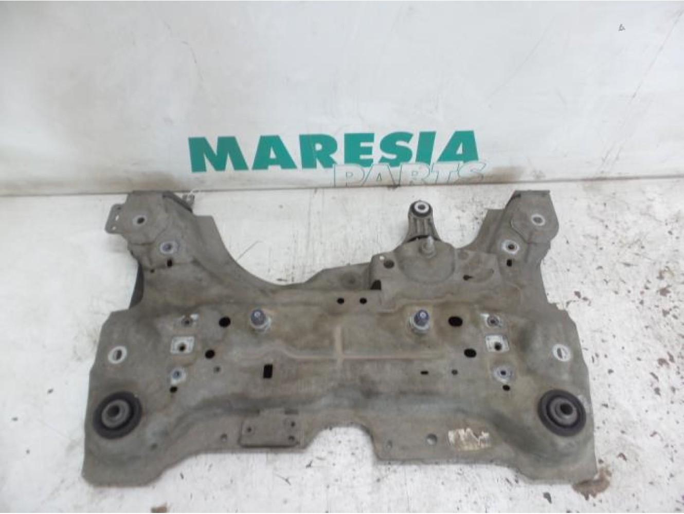 Renault - Laguna - Subframe