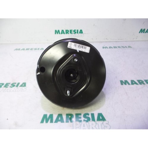 Renault - Clio - Brake servo