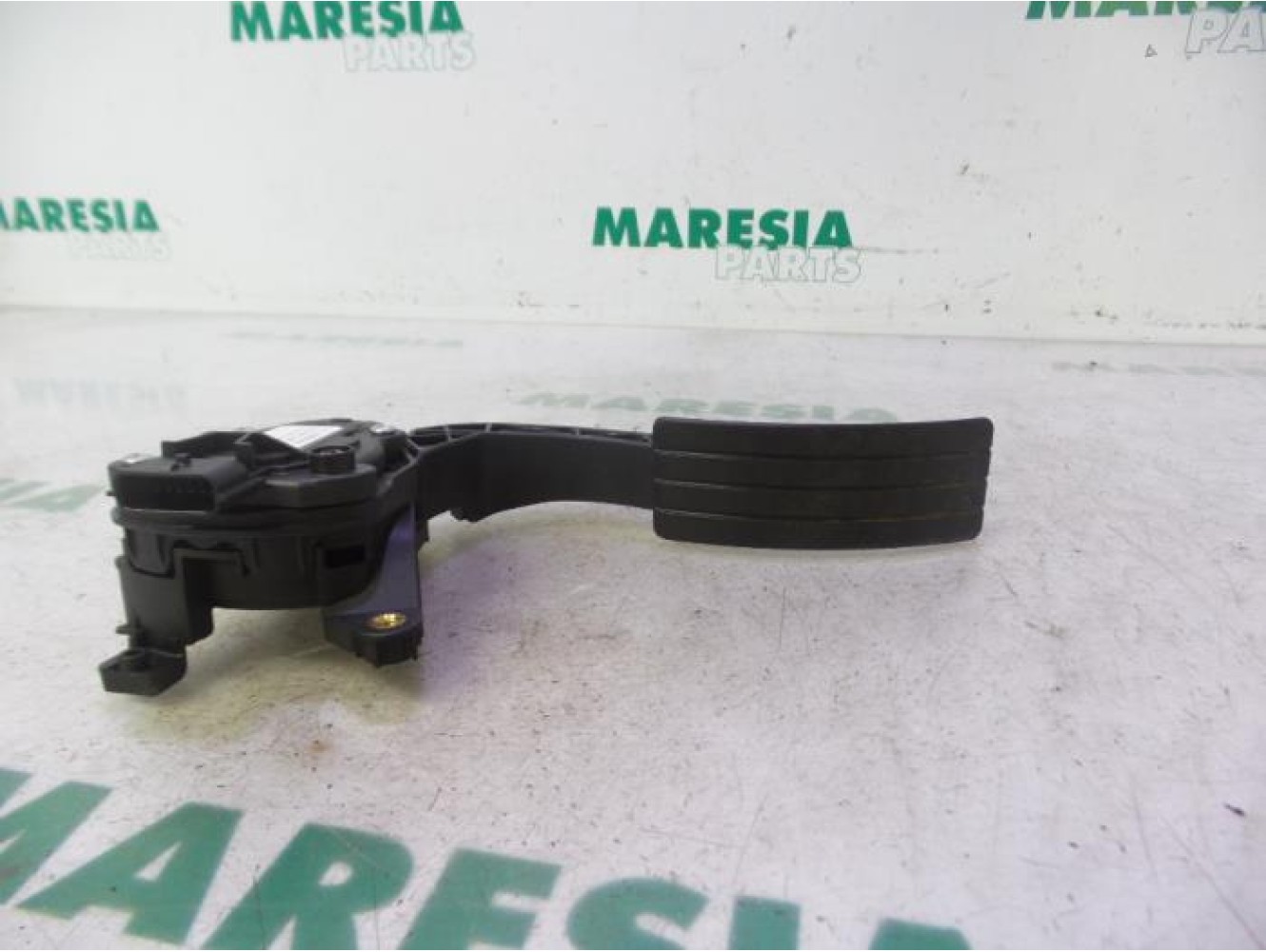 Renault - Clio - Gaspedalposition Sensor