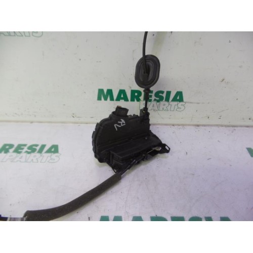 Renault - Clio - Front door lock mechanism 4-door, right