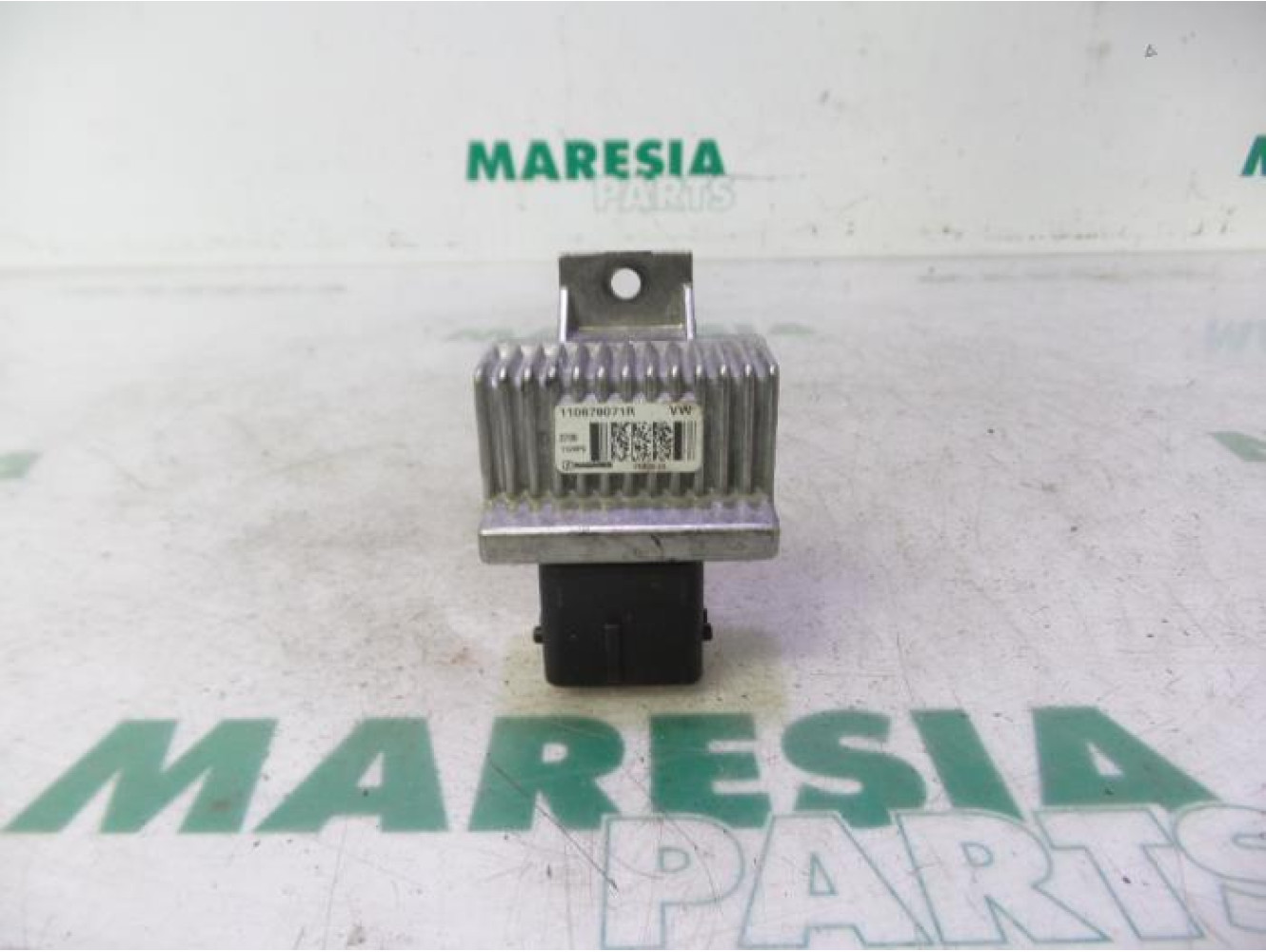 Renault - Clio - Glow plug relay