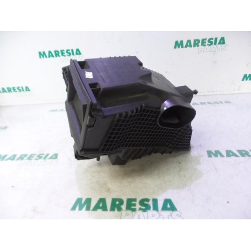 Renault - Clio - Air box