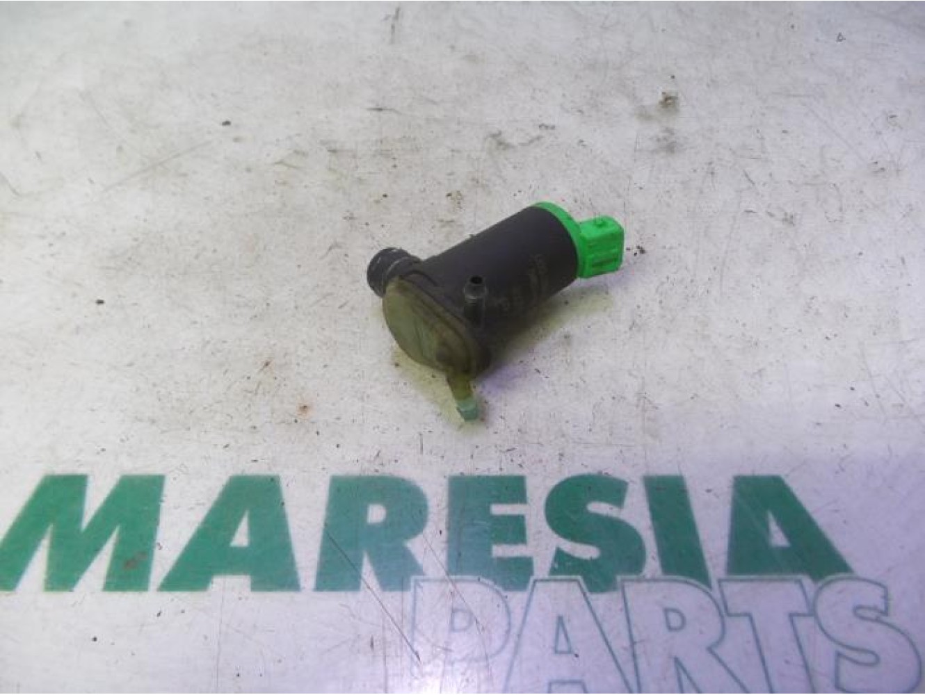 Peugeot - 206 - Scheibensprüherpumpe vorne